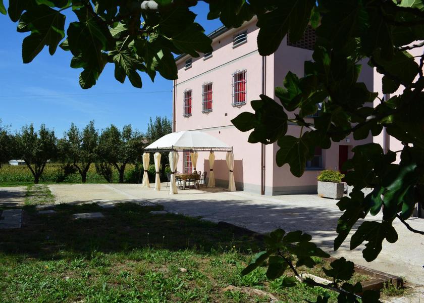 Emilia-Romagna Valsamoggia Entrance
