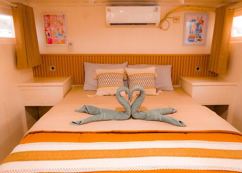East Nusa Tenggara Labuan Bajo Double Room with Private Bathroom