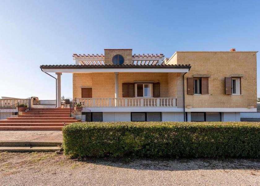 Puglia Lizzanello Exterior view
