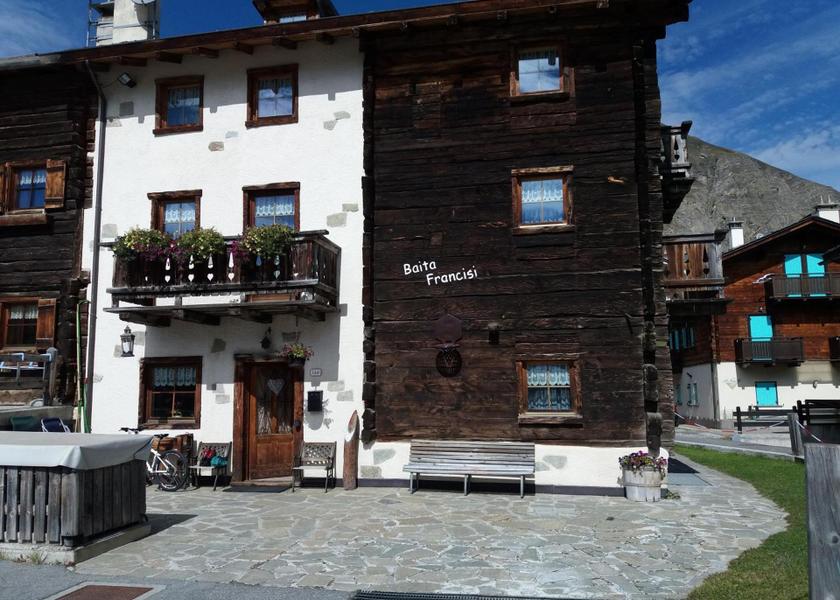 Lombardy Livigno Exterior view