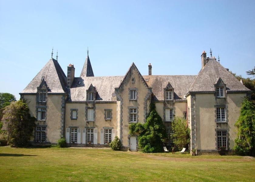 Brittany Sixt-sur-Aff 