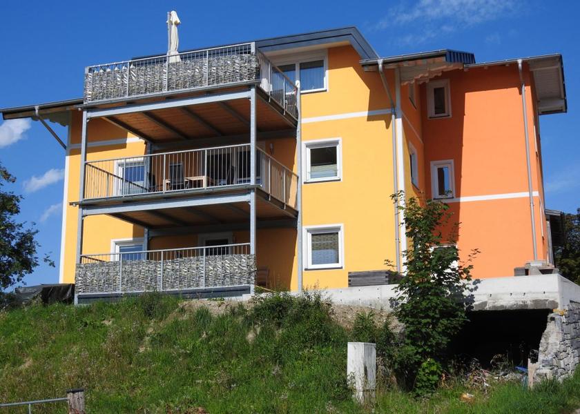 Salzburg State Lend Exterior view