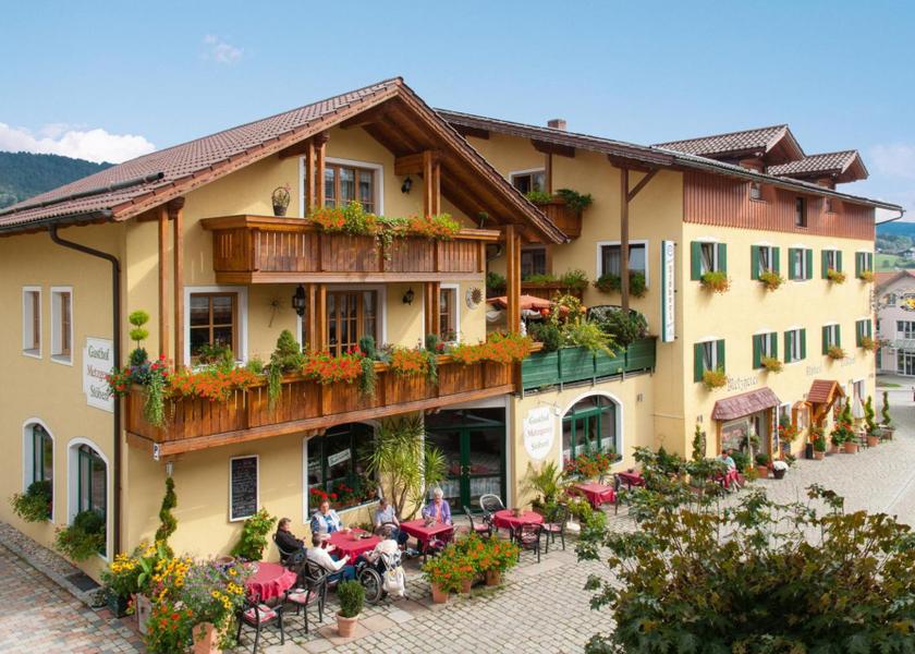 Bavaria Lam Entrance
