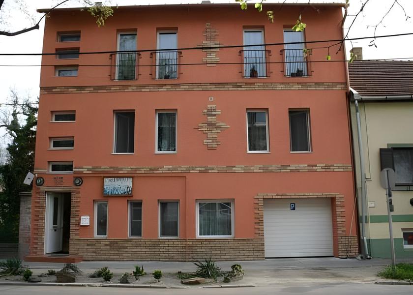 Csongrád Szeged Exterior view
