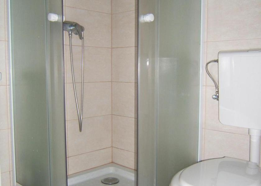 Győr-Moson-Sopron Győr Shower