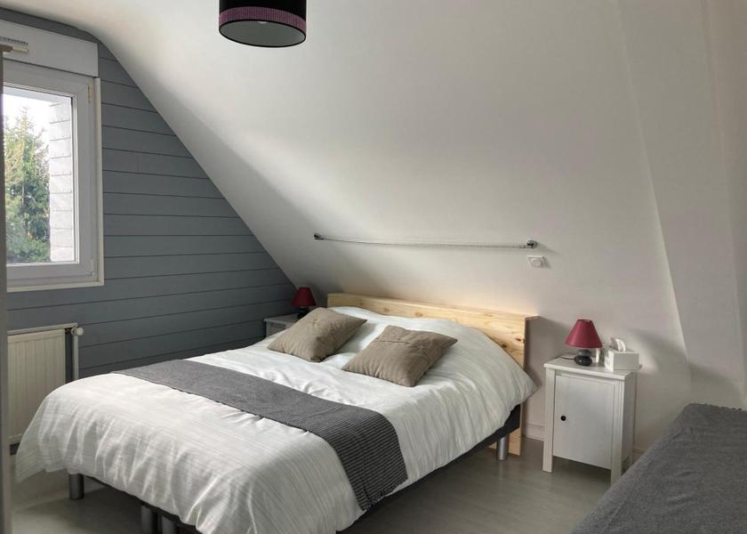 Normandy Pontorson Family Suite with Private Bathroom
