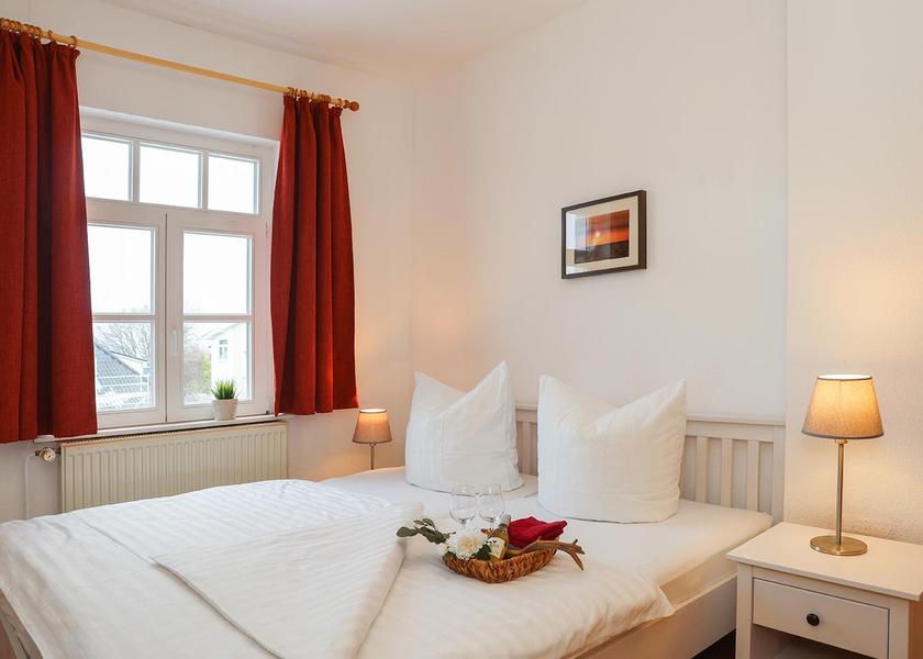 Mecklenburg-West Pomerania Kuehlungsborn Apartment-Eigenes Badezimmer-Blick zur Meerseite
