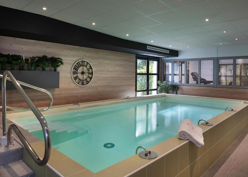 Nouvelle-Aquitaine Dax Swimming pool