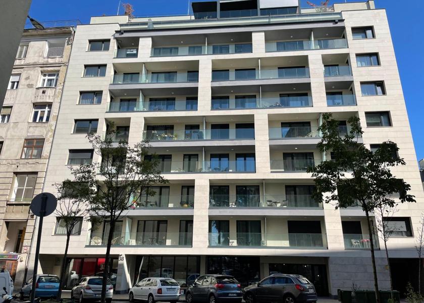  Budapest Exterior view