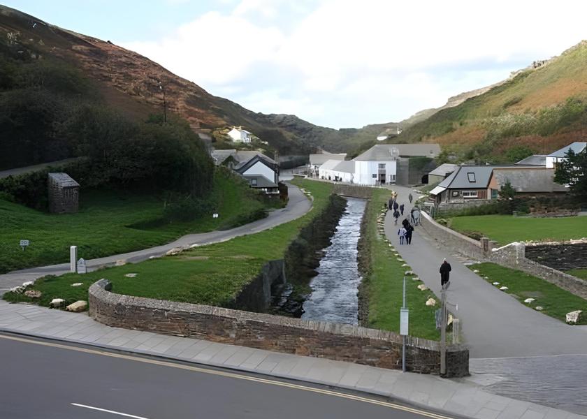 England Boscastle Surrounding environment