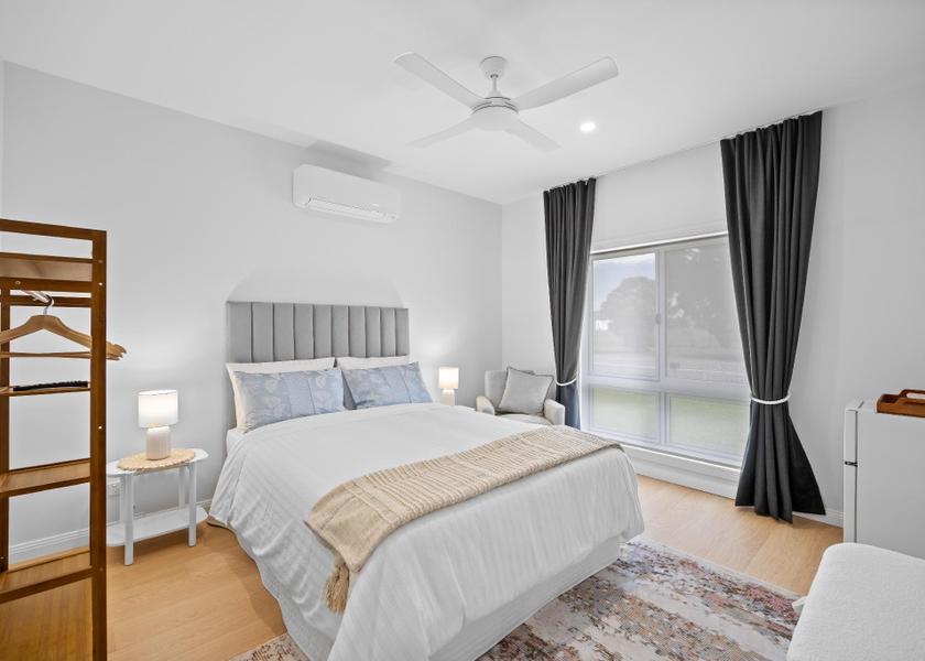 New South Wales Muswellbrook Deluxe Queen Room