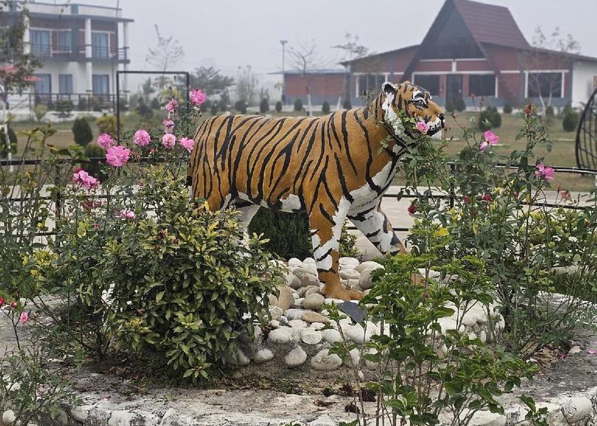Lumbini Manjhara Garden
