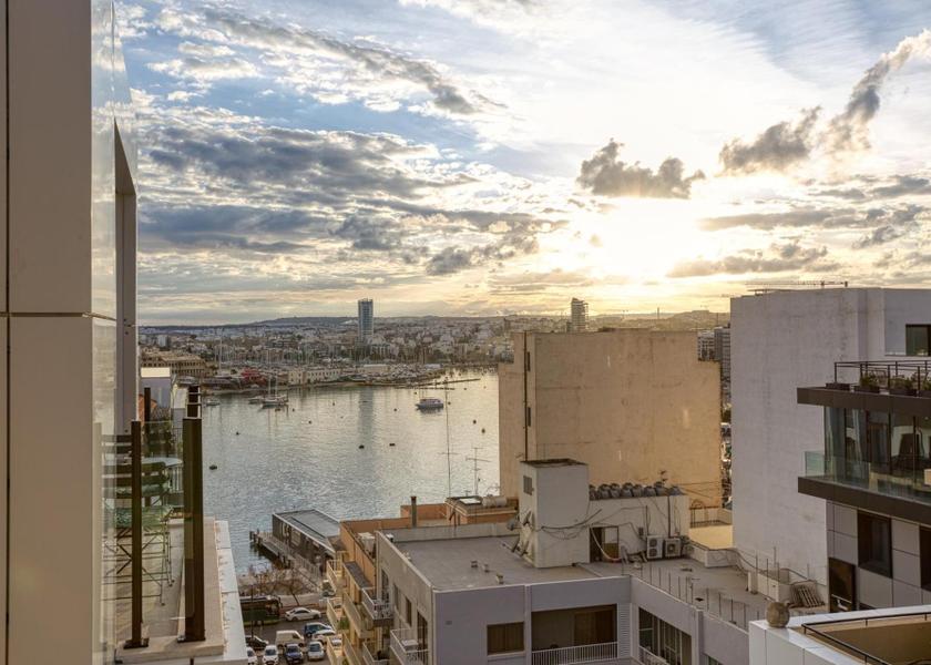 Central Region Sliema Exterior view