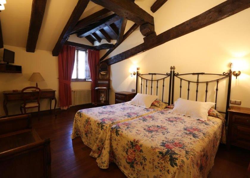 Navarre Baztan Double Room with Private Bathroom