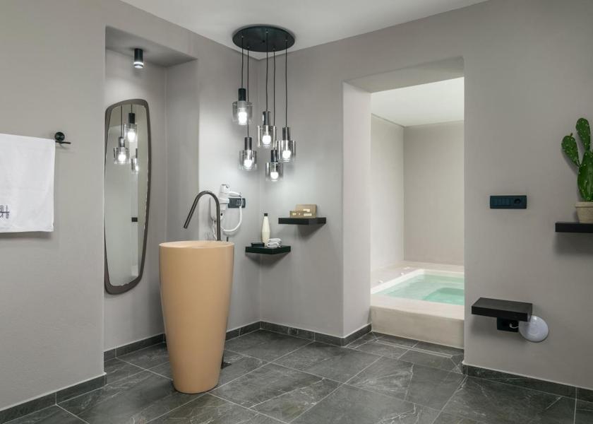 South Aegean Milos Junior Suite with Private Pool