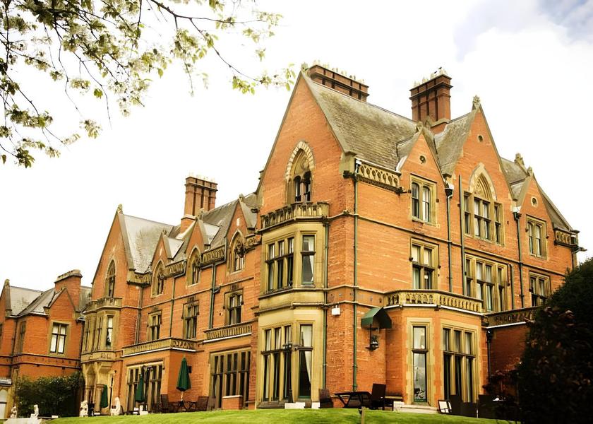England Warwick Hotel Exterior