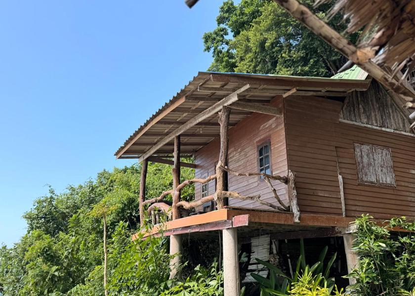 Krabi Province Nuea Khlong Exterior view