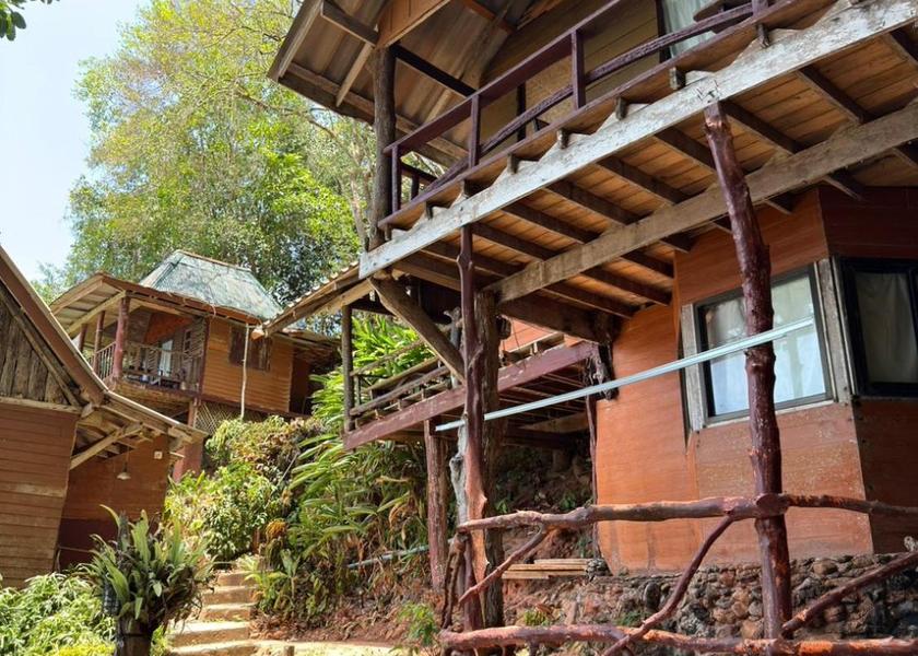 Krabi Province Nuea Khlong Exterior view