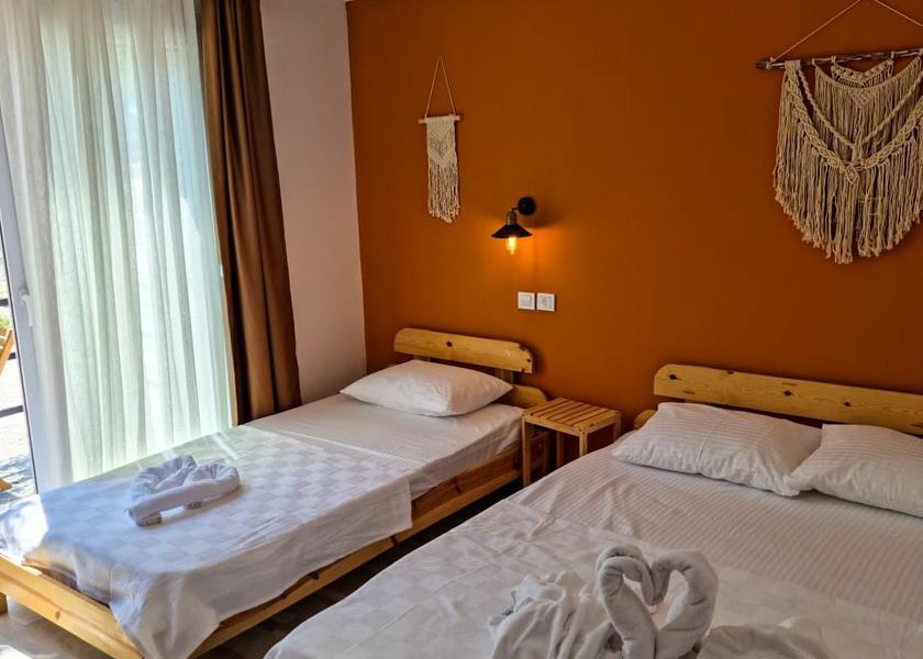 Izmir Çeşme Triple Room with Garden View