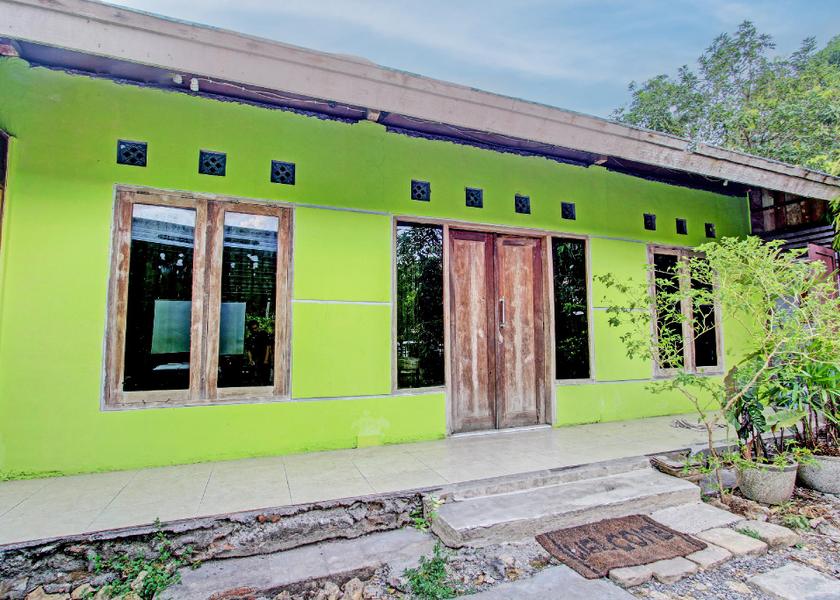 Central Java Purwodadi Exterior view