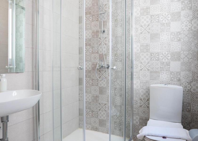 Central Region St. Julian's Three-Bedroom Apartment 3