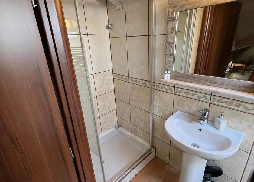 Central Greece Distomo-Arachova-Antikyra Comfort Quadruple Room