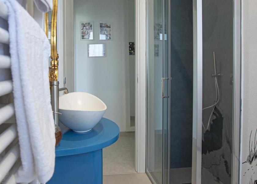 Sardinia Cagliari Bathroom