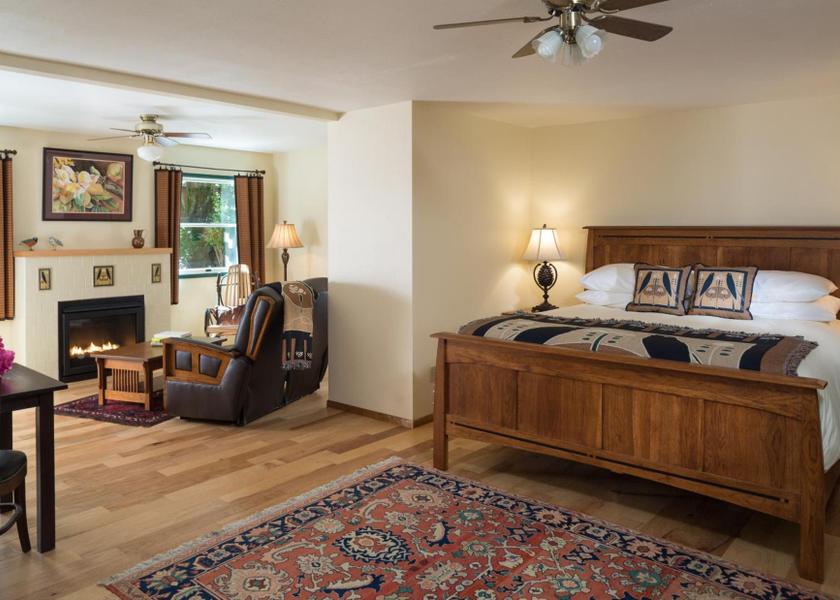 Oregon Vida King Room with Spa Bath (Songbird - Pet Friendly)