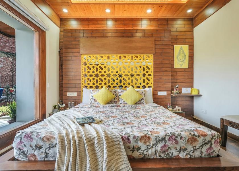 Himachal Pradesh Solan Room
