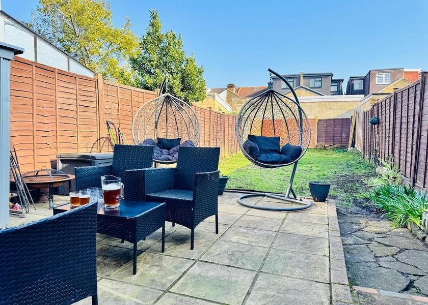 England Slough Terrace/patio