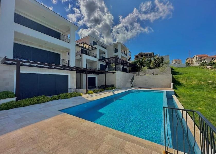 Budva Municipality Sveti Stefan Front of property
