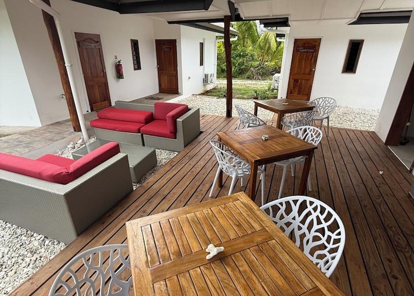 Windward Islands Moorea-Maiao Breakfast area