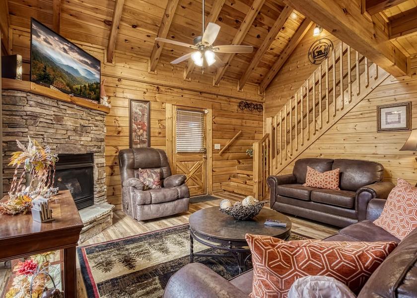 Tennessee Pigeon Forge Living area