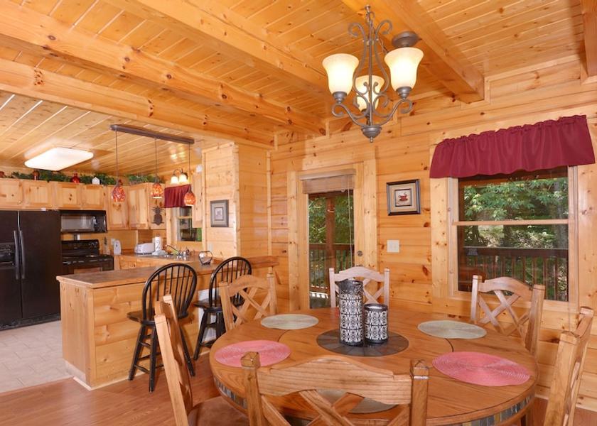 Tennessee Pigeon Forge Interior