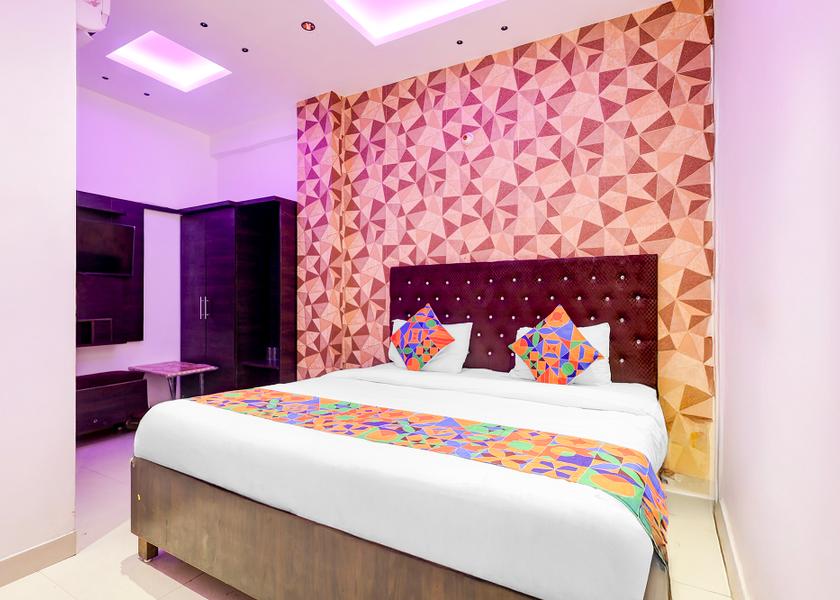 Uttar Pradesh Kanpur Room