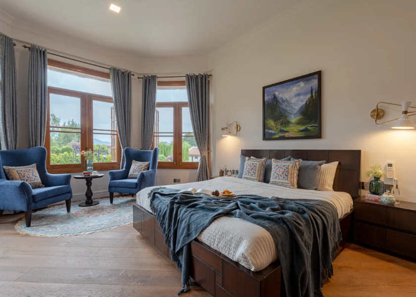 Jammu and Kashmir Srinagar Superior Suite