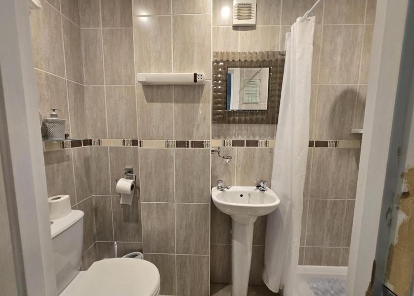 England Weston-super-Mare Double Room with Private Bathroom
