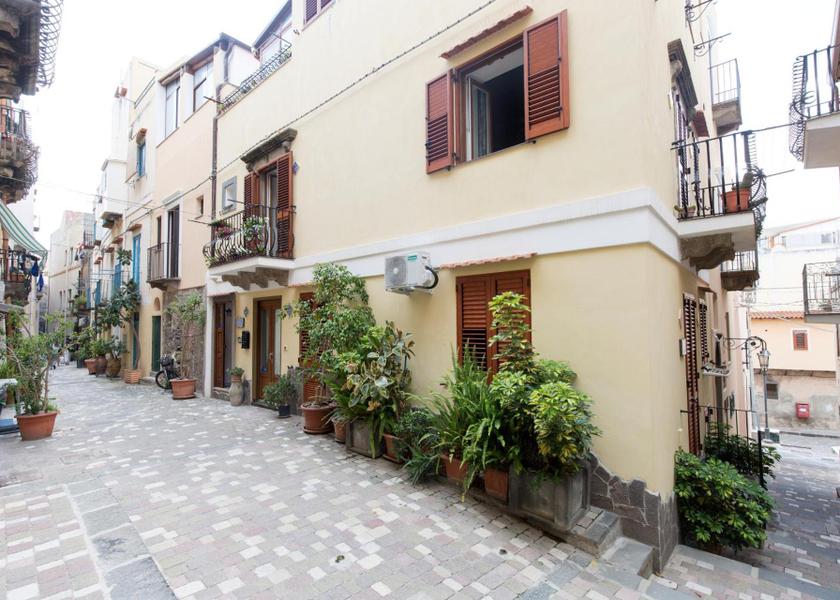 Sicily Lipari Restaurant