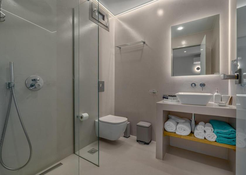 Central Greece Kymi-Aliveri One-Bedroom Apartment