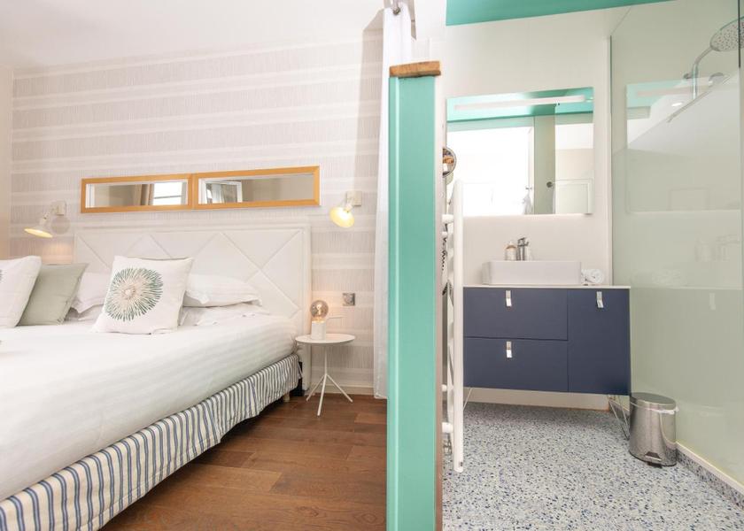 Brittany Landeda Superior Double Room with Sea View