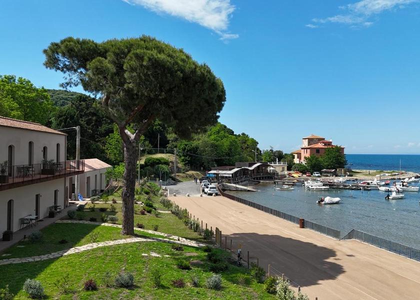Tuscany Piombino Exterior view