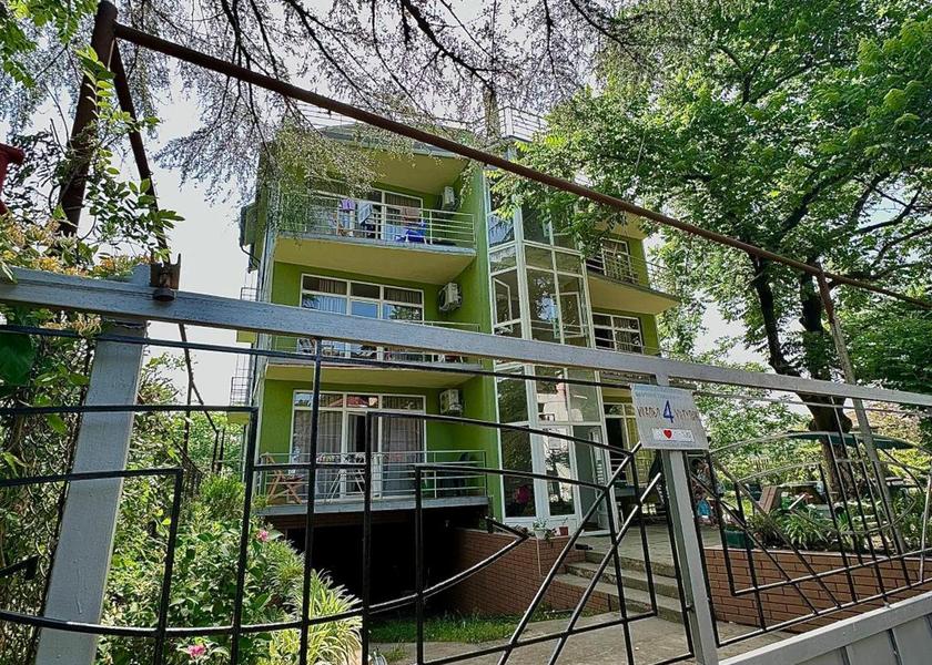 Guria Ureki Exterior view