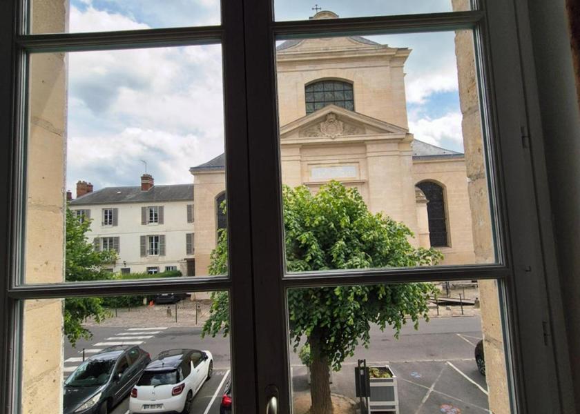 Hauts-de-France Chantilly View