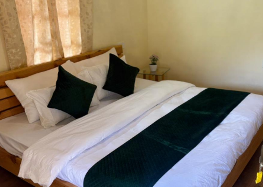 Uttarakhand Bhimtal Premium Room