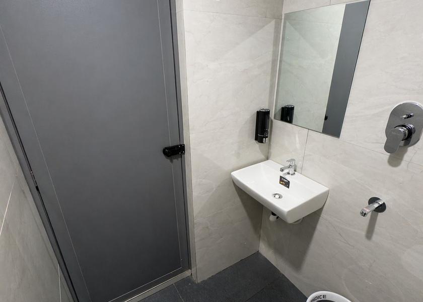 Karnataka Mangalore Bathroom
