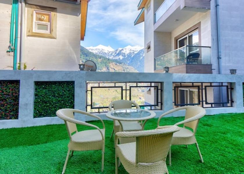 Himachal Pradesh Manali Hotel Exterior