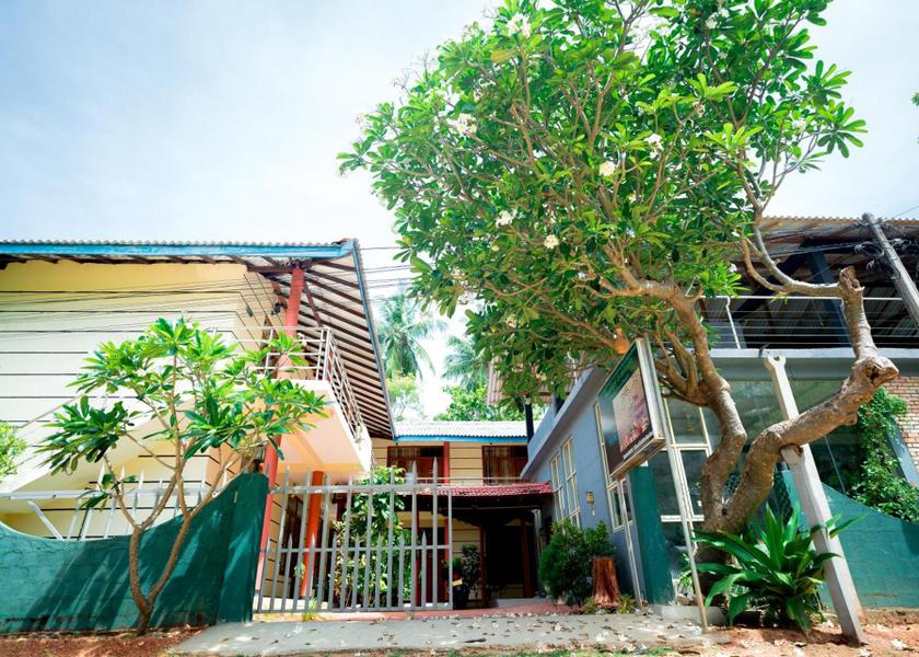 Eastern Province Nilaveli Hotel Exterior