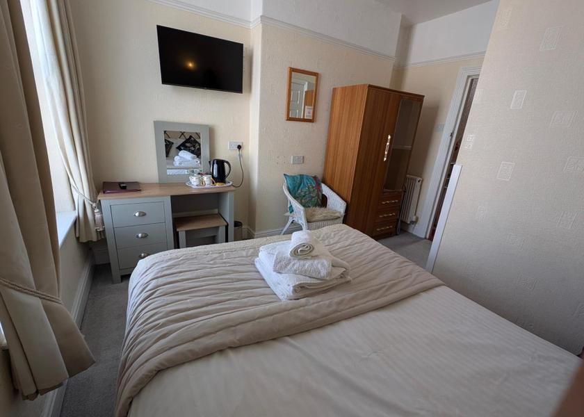 Wales Llandudno Double Room with Private Bathroom