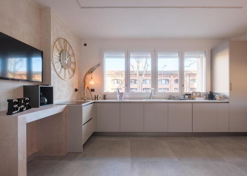 Emilia-Romagna Bologna Facilities