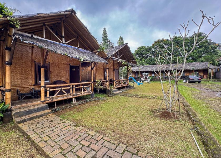 West Java Megamendung Exterior view